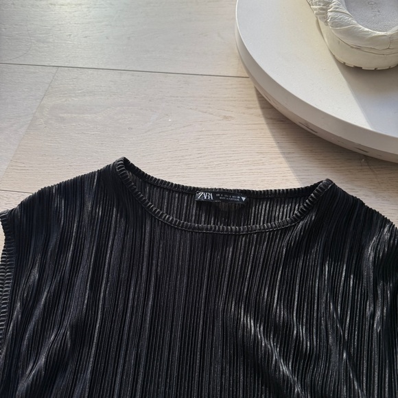 Pleats please issey miyake similar black set - Picture 2 of 3